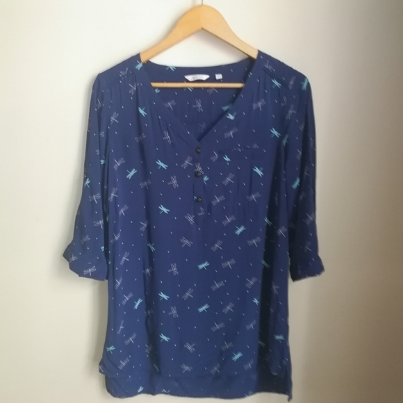3/30$ REITMANS Blue Dragonflies V Neck Button Front Blouse Size Medium - Picture 2 of 14
